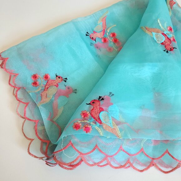 Large scarf or sari organza nylon material with embroidered birds. - Picture 10 of 12